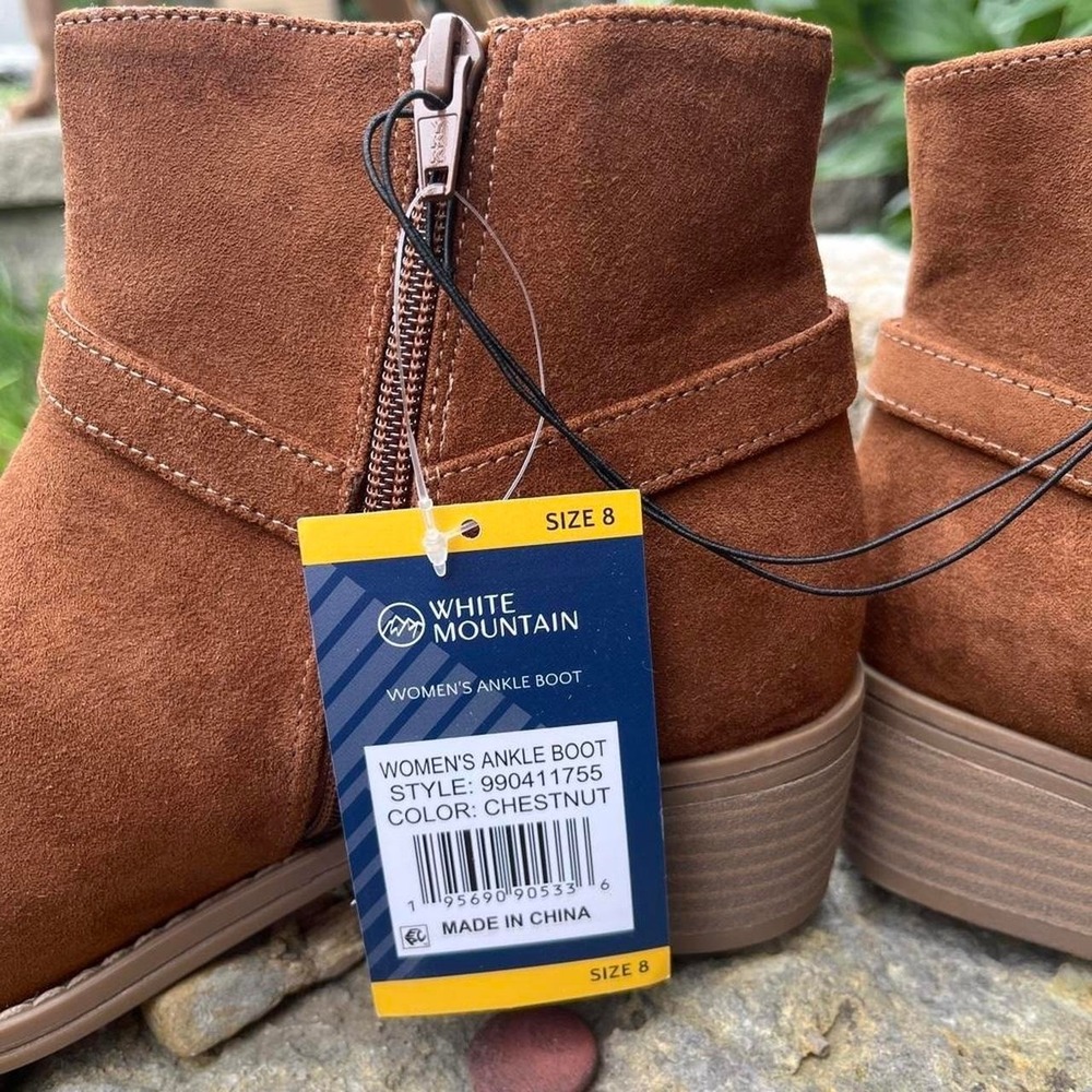 White Mountain Brown suede ankle boots with buckle detail - Picture 4 of 6